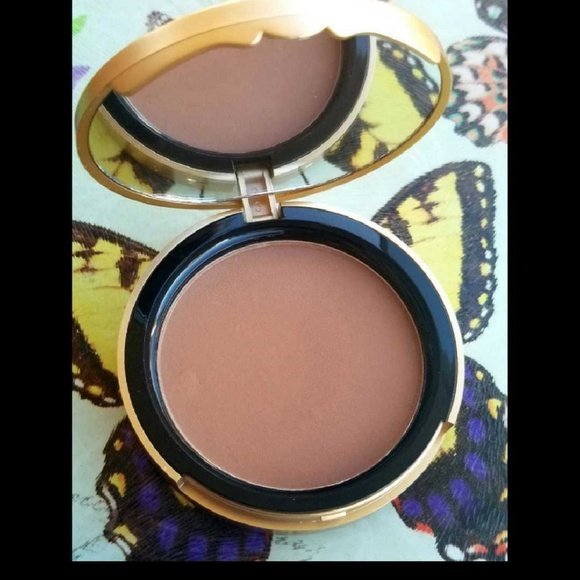 Too Faced Chocolate Soleil Med/Deep Bronzer - Picture 4 of 8